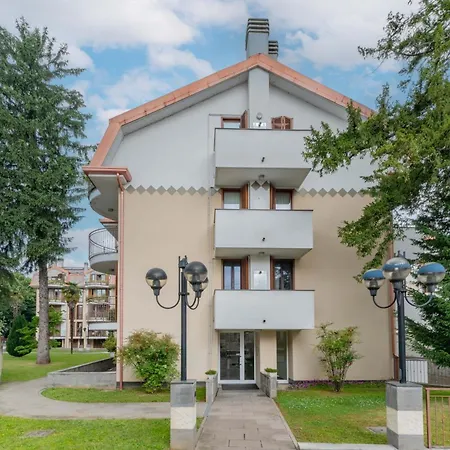 Easy Hub Milano Malpensa Train Express Lägenhet *